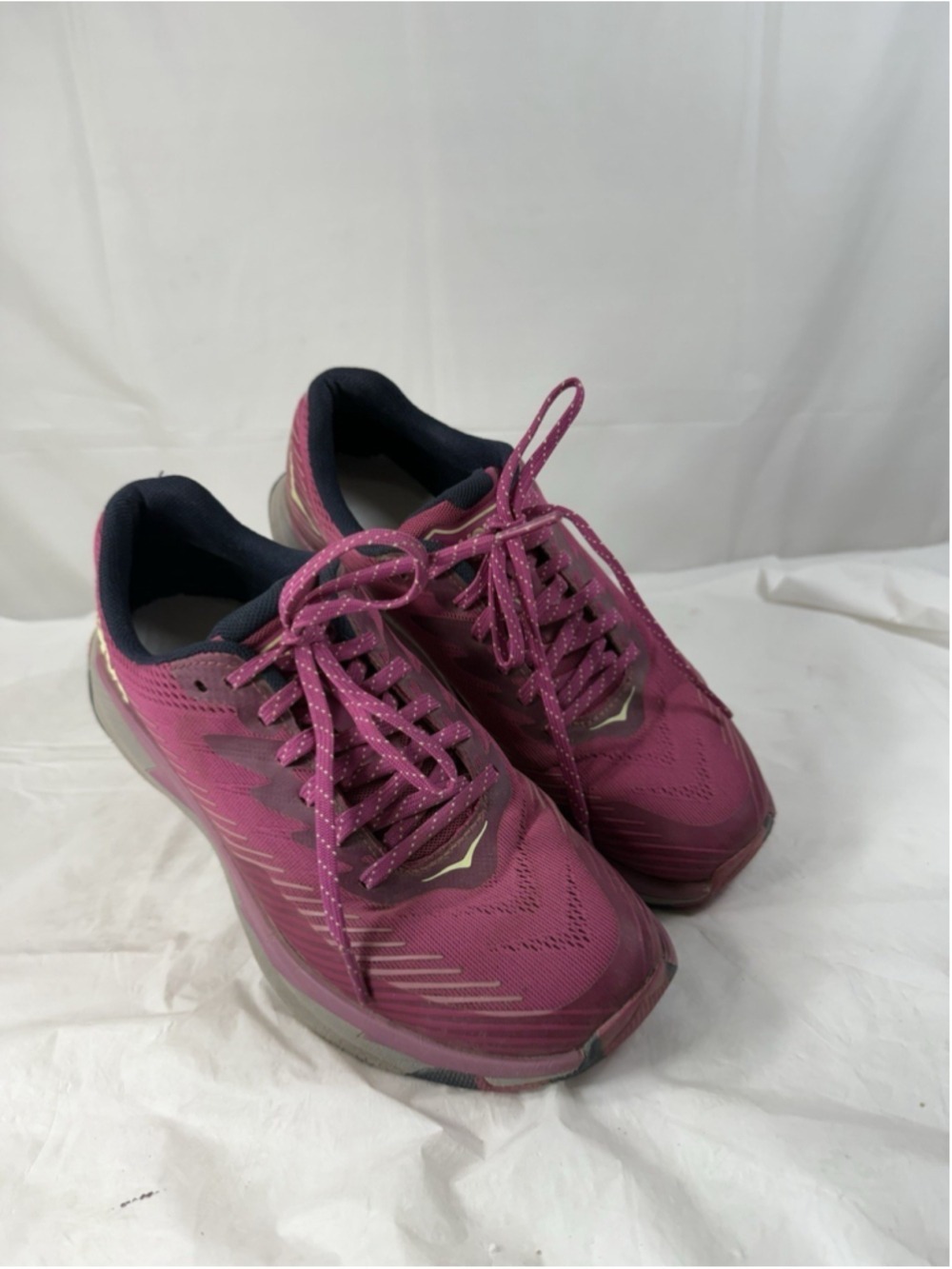 HOKA ONE ONE WOMEN'S TORRENT 2 RUNNING SHOES FESTIVAL FUCHSIA US 8.5 - Picture 9 of 16